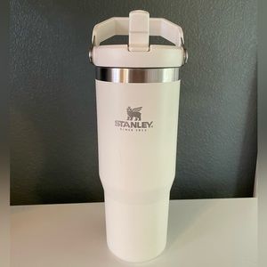 30oz Stanley Iceflow Flip Straw Tumbler